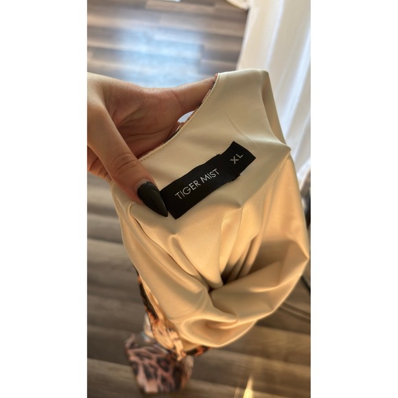 TIGER MIST Animal Print One Shoulder Mini Dress Tie Neck Backless - Picture 7 of 8